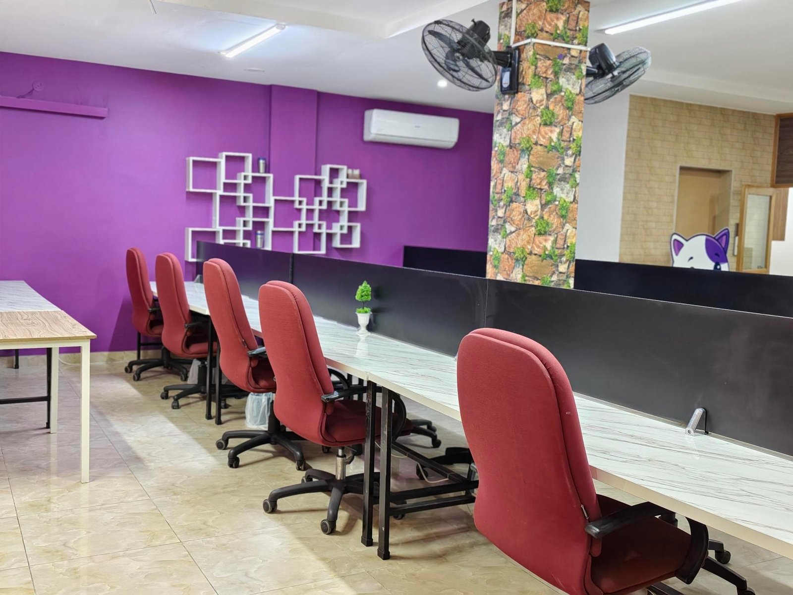 Dedicated desks at CoDesk